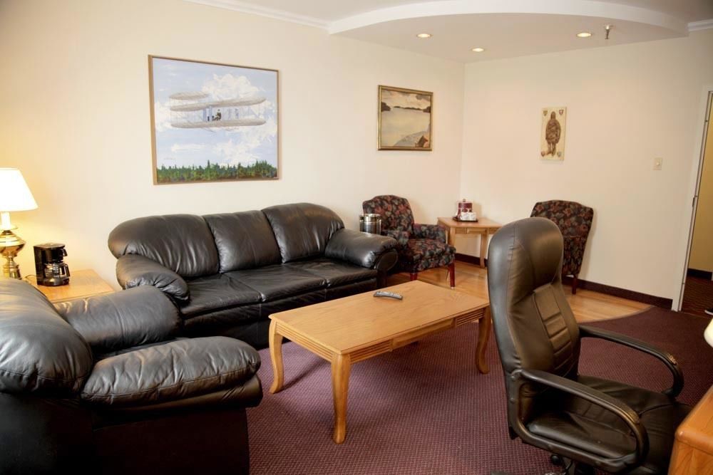 Albatross Hotel Gander Bagian luar foto