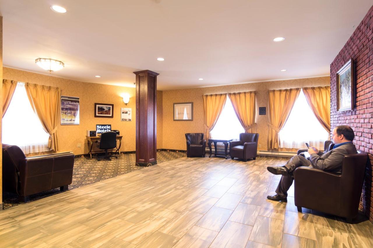 Albatross Hotel Gander Bagian luar foto